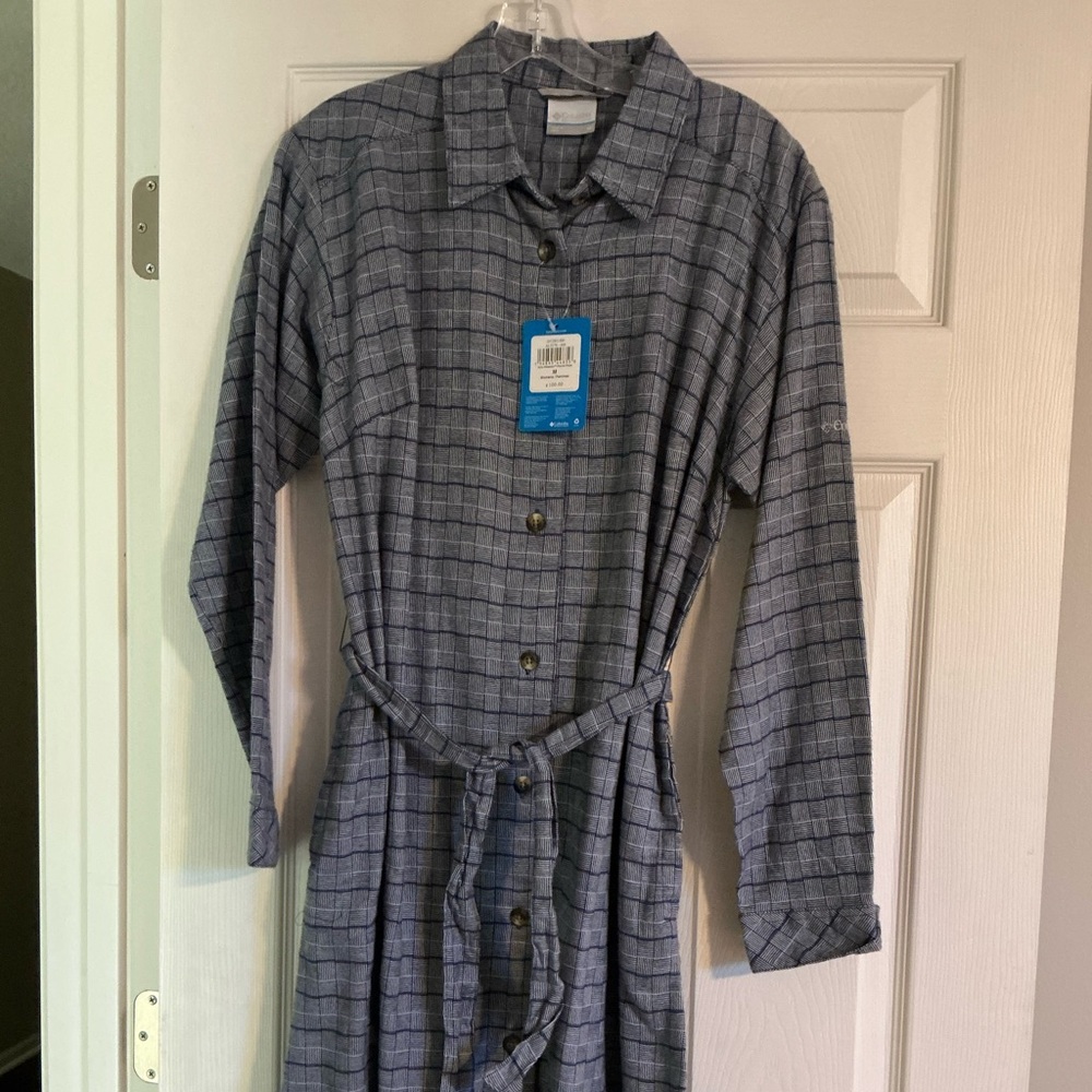 NWT Columbia Women's Navy and White Plaid Flannel Dress Medium